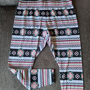 Womens Patterned Leggings